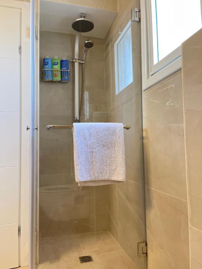 Onthesea Bat Yam Appartement Buitenkant foto