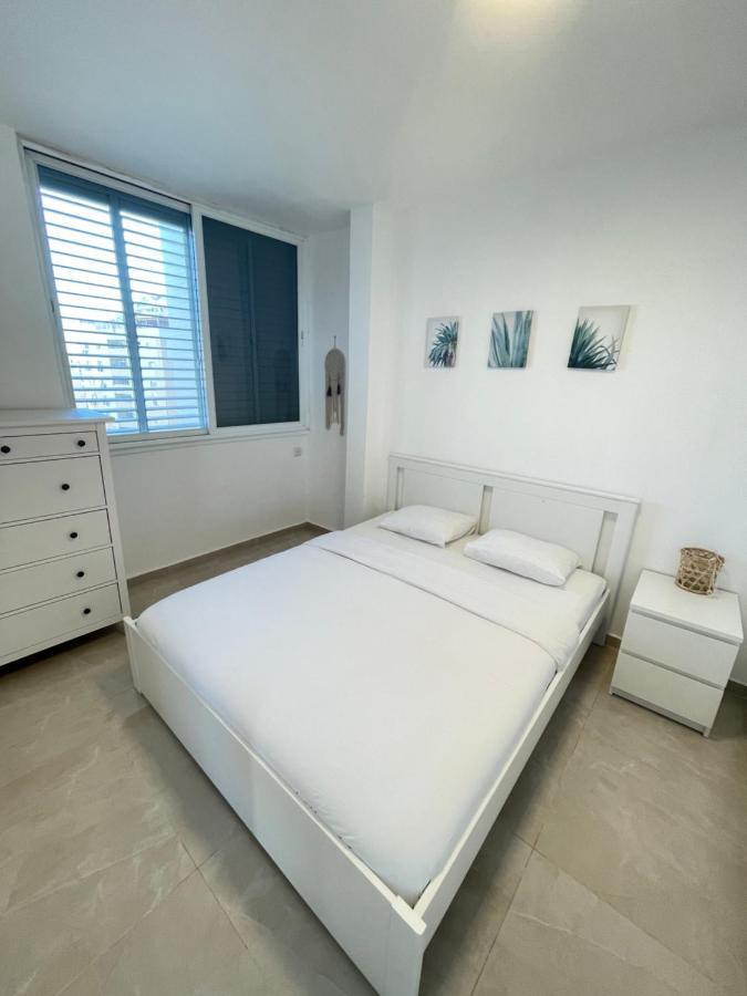 Onthesea Bat Yam Appartement Buitenkant foto