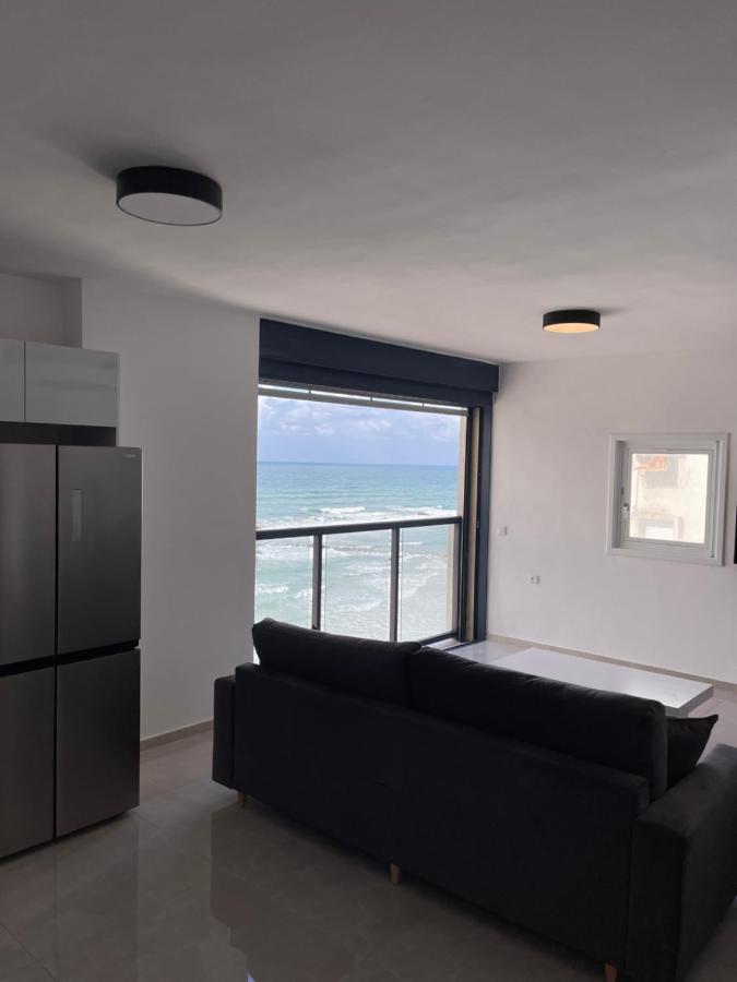 Onthesea Bat Yam Appartement Buitenkant foto
